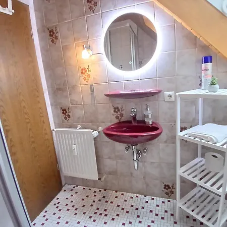 Am - Terrasse - Kachelofen In Ruhiger Lage Nahe * シュルッフゼー